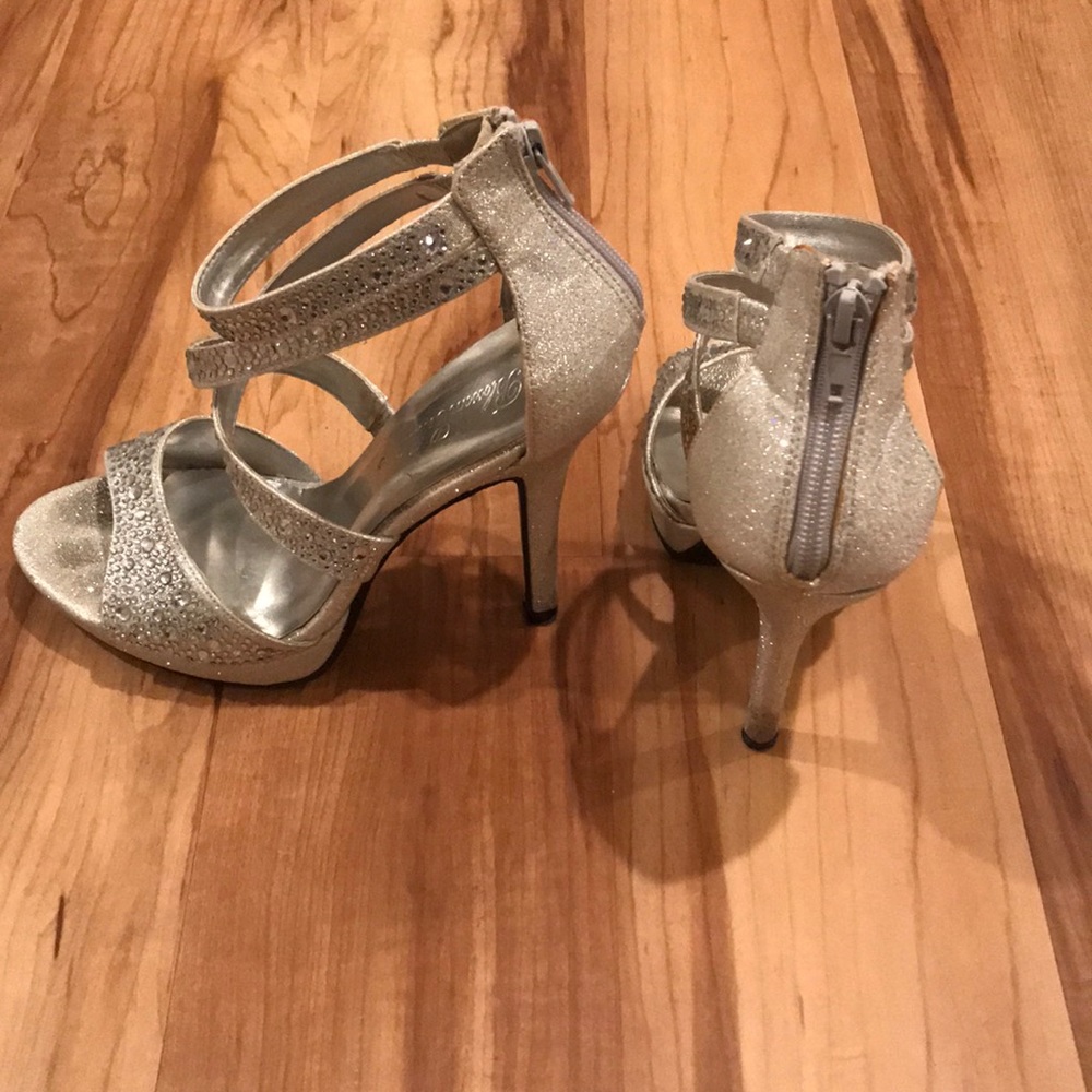 Prom/Pageant heels - Picture 3 of 3